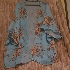 Source Unknown Light Blue Floral Kimono with Brown and Cream Flowers